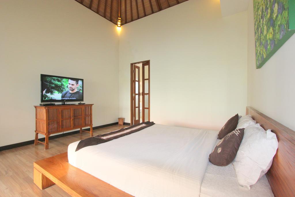 Anya * Seminyak (Bali)